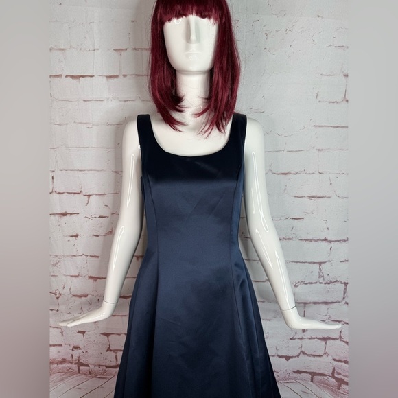 JESSICA McCLINTOCK Navy Satin Floor Length Gown Size 10 Satin Roses Formal Dress - Picture 11 of 16